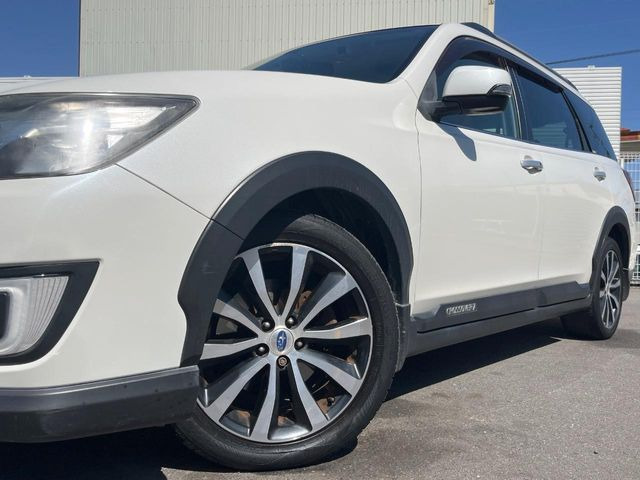 �y����17�C���`�A���~�z�C�[���z�O�ςɃ}�b�`���������A���~�z�C�[���𑕒����Ă���܂��B�e��ЊO�A���~�z�C�[����A�X�^�b�h���X�^�C�����戵�����Ă���܂��B���񂲑��k����������