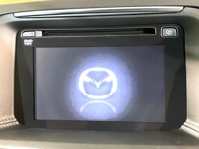 �y���[�J�[�����i�r�z�C���e���A�ɗn�����ރX�^�C���b�V���ȁu��p�݌v�v���[�J�[�i�r�𑕔��􎋔F���⑀�쐫�ȂǊ�{���\�ɂ��D��A���㎿�ȃJ�[���C�t�����y���݂��������܂��B