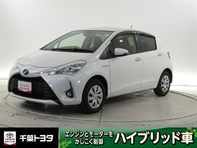 ヴィッツ1.5 ハイブリッド F セーフティ エディションIII