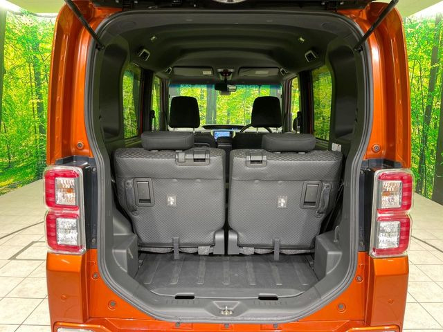 ���i�̂���������ʋ΁A���}���ɏ\���ȉ׎��X�y�[�X���m�ۂ��Ă���܂��B�Z�J���h�V�[�g��|���ƁA�傫�ȉו��̐ύڂ��\�ł���