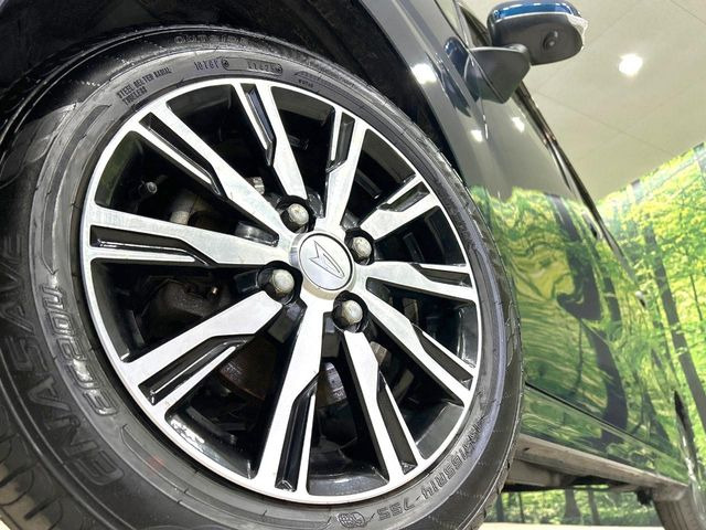 �y����14�C���`�A���~�z�C�[���z�O�ςɃ}�b�`���������A���~�z�C�[���𑕒����Ă���܂��B�e��ЊO�A���~�z�C�[����A�X�^�b�h���X�^�C�����戵�����Ă���܂��B���񂲑��k����������