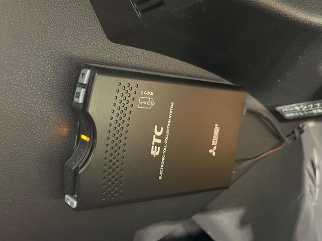 【ETC】高速道路の料金所をストレスなく通過!話題のスポットやサービスエリアに多い「スマートIC」利用時は必須のアイテムです。当店でセットアップを実施、ご納車当日からすぐにご利用いただけます!