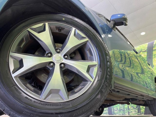 �y����17�C���`�A���~�z�C�[���z�O�ςɃ}�b�`���������A���~�z�C�[���𑕒����Ă���܂��B�e��ЊO�A���~�z�C�[����A�X�^�b�h���X�^�C�����戵�����Ă���܂��B���񂲑��k����������