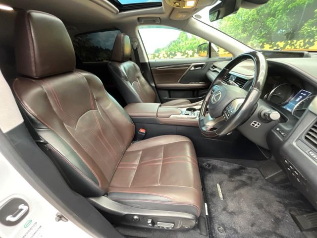 �^�]�ȃV�[�g���͎g�p�������Ȃ��A�ǍD�ȏ�ԂƂȂ��Ă��܂��B���J�Ɏg���Ă������Ƃ��悭�킩��܂��ˁB