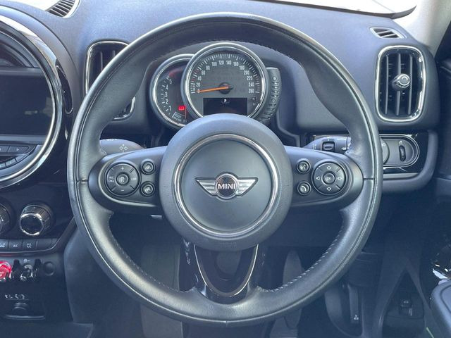 ���n���h�����̃X�������Ȃ��A���ꂢ�ȏ�Ԃ��ێ����Ă���܂��B�e�X�C�b�`���̓�����m�F�ς݂ł��B