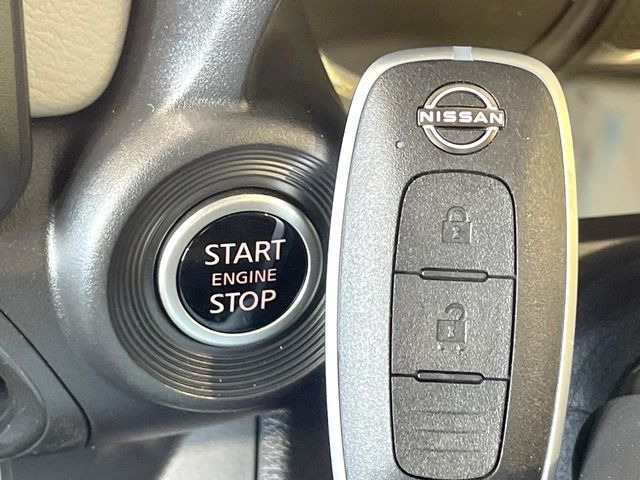 �y�C���e���W�F���g�L�[�z�J�o����|�P�b�g�ɓ��ꂽ�܂܂ł��h�A�̎{���E�������\�ȃX�}�[�g�L�[�𑕔��B�G���W���̃I���E�I�t�����J�M�����o���K�v����������Ƃ��Ă��֗��ł���