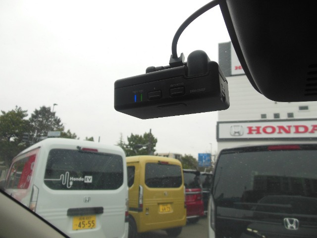 フリード1.5 クロスター