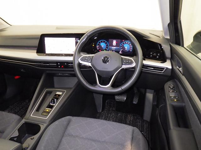 ゴルフヴァリアントeTSI アクティブ