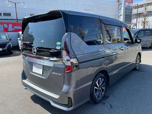 セレナ1.2 e-POWER ハイウェイスターV