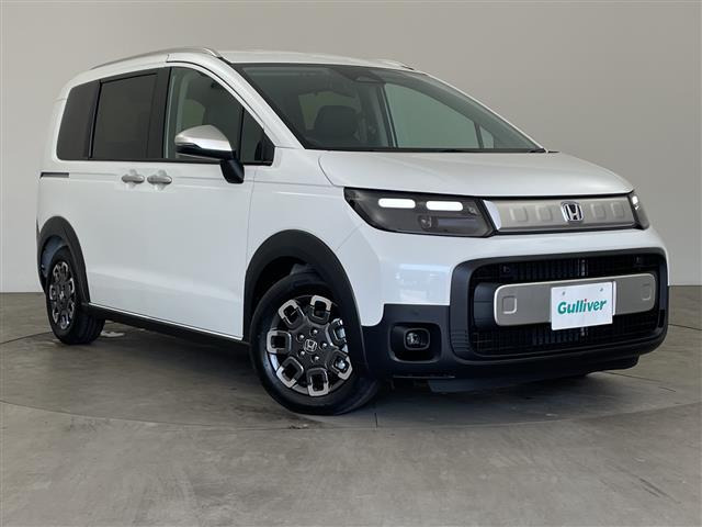 フリード1.5 e:HEV クロスター