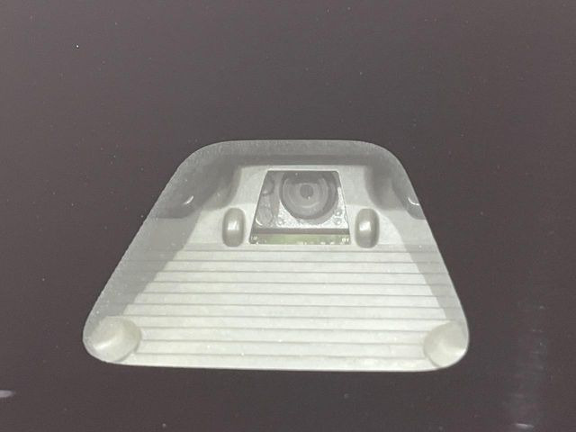 �y�X�}�[�g�A�V�X�g�z���s���ɑO���̎ԗ�����F�����A�Փ˂������Ȏ��͌x��ƃu���[�L�ŏՓˉ���Ɣ�Q�y�����A�V�X�g�B�����S�Ƀh���C�u�����y���݂��������܂��B