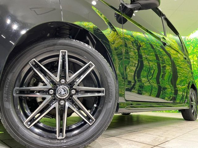 �y15�C���`�A���~�z�C�[���z�O�ςɃ}�b�`�����A���~�z�C�[���𑕒����Ă���܂��B�e��A���~�z�C�[����A�X�^�b�h���X�^�C�����戵�����Ă���܂��B���񂲑��k����������