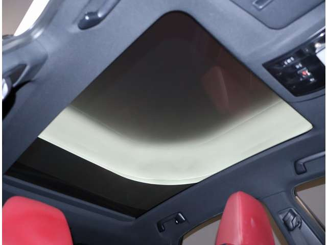 NX200t Fスポーツ