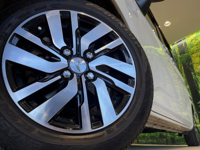 【純正14インチアルミホイール】外観にマッチした純正アルミホイールを装着しております。各種社外アルミホイールや、スタッドレスタイヤも取扱いしております。是非ご相談ください♪