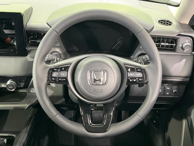 �y�����v�����X�e�A�����O�z�㎿�Ȋv���g�p���邱�ƂŁA��ɂ����������݂ƂĂ��^�]���₷���n���h���ł���