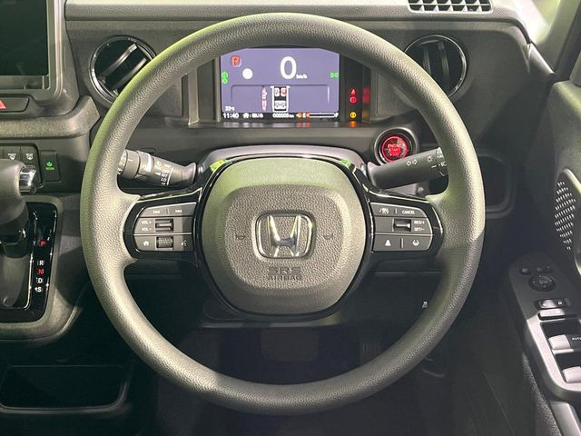 �y�X�e�A�����O�X�C�b�`�z�^�]���A�O������ڐ������炷���ƂȂ��A�I�[�f�B�I���̑��삪�\�ȕ֗��@�\!���S&���K�ȃh���C�u�����o���Ă���܂���