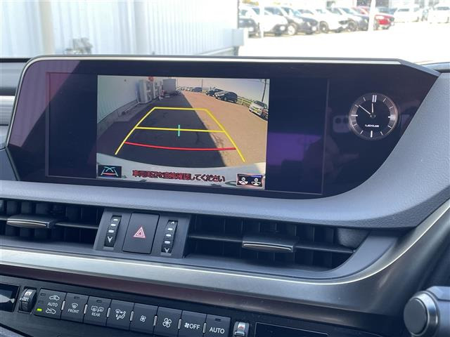 ES300h Fスポーツ