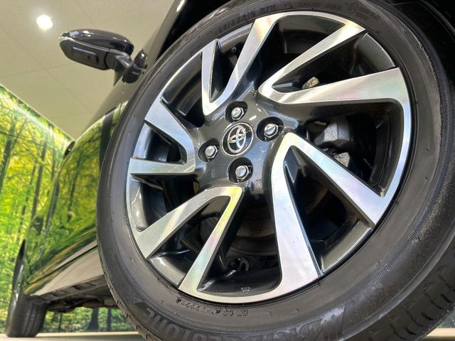 【16インチアルミホイール】外観にマッチしたアルミホイールを装着しております。各種アルミホイールや、スタッドレスタイヤも取扱いしております。是非ご相談ください♪