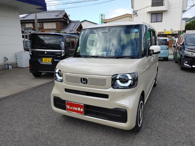 N-BOXファッションスタイル モノトーン