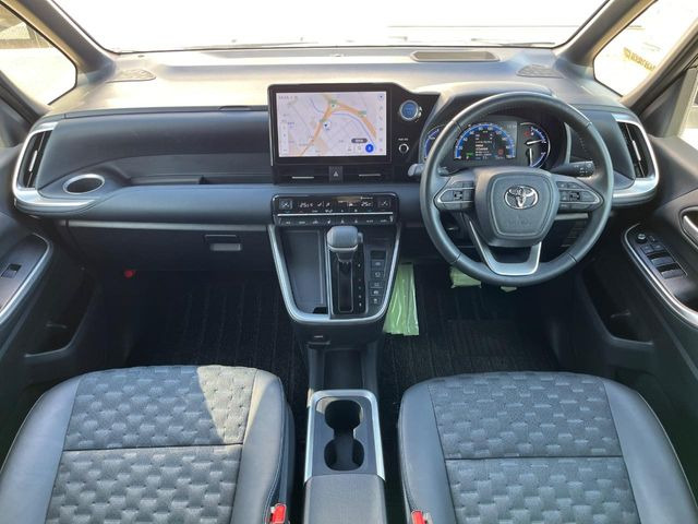 ヴォクシー1.8 ハイブリッド S-Z