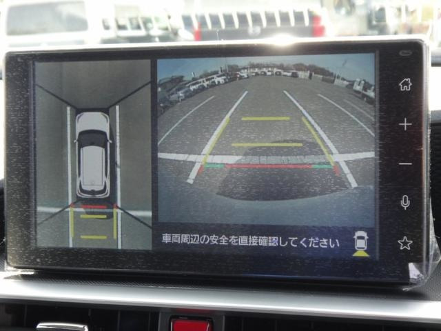 ���p�m���~�b�N�r���[���j�^�[���ԗ����ォ�猩���悤�ȉf�����f�B�X�v���C�I�[�f�B�I�ɕ\���B�^�]�Ȃ���ڎ������ł͌��ɂ����ԗ����ӂ̏󋵂����A���^�C���ł�������m�F�ł��܂�!