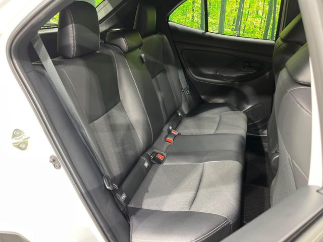 �y�n�[�t���U�[�V�[�g�z�������ƍ���S�n�𗼗������l�C�̃V�[�g���w�ʁE���ʂ̃t�@�u���b�N�f�ނ́A�ʋC���̗ǂ��⊊��ɂ����ɗD��Ă��܂��B�C���╞���ɍ��E���ꂸ���K�ɂ���肢�������܂��B