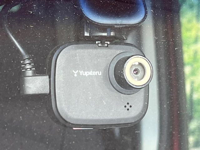 �y�h���C�u���R�[�_�[�z�h���C�u���R�[�_�[����!���s���͂������A������^�]�⎖�̂ɑ��������ہA�f���ŋL�^���A����̃��X�N�ɔ����܂��B���L�^�pSD�J�[�h�͂��q�l�����g�ł��������������K�v������܂��B