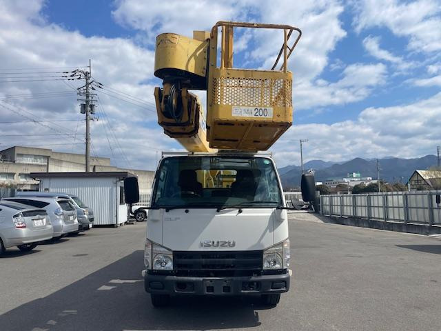 エルフ高所作業車