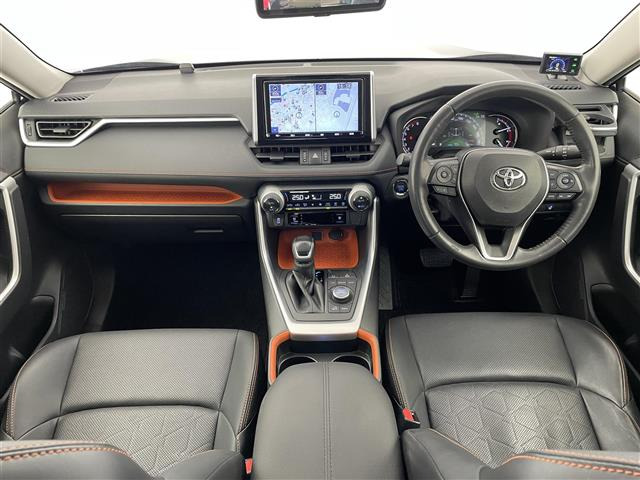 RAV42.0 アドベンチャー 4WD