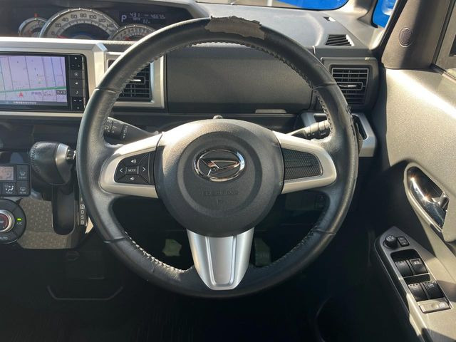 �y�X�e�A�����O�X�C�b�`�z�^�]���A�O������ڐ������炷���ƂȂ��A�I�[�f�B�I���̑��삪�\�ȕ֗��@�\!���S&���K�ȃh���C�u�����o���Ă���܂���