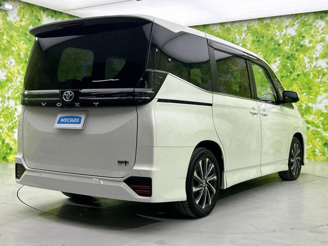 ヴォクシー1.8 ハイブリッド S-Z