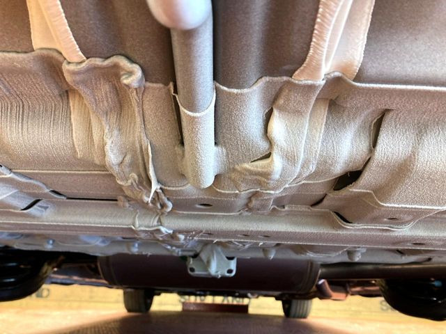 ����肪���ꂢ�Ȃ����ɁA�h�K���H�̎{�H���I�X�X���B�~��n��͂������A���ݕ��ɂ��Z���̕���A��Ń}�����E�E�B���^�[�X�|�[�c���������ɂ��D�]���������Ă���܂��B