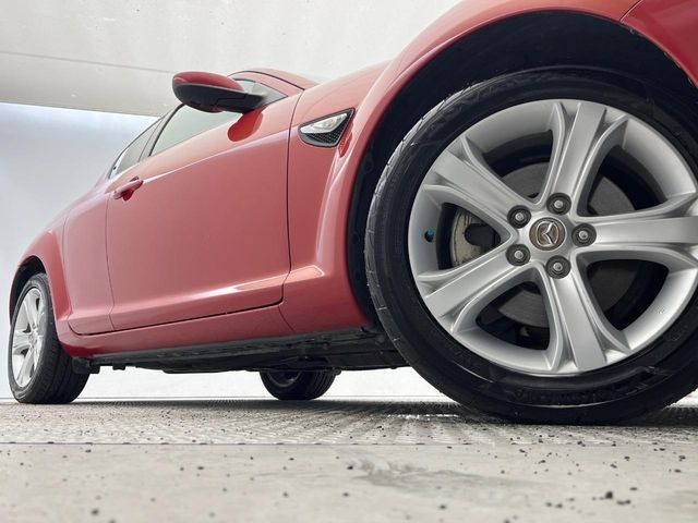 �y����17�C���`�A���~�z�C�[���z�O�ςɃ}�b�`���������A���~�z�C�[���𑕒����Ă���܂��B�e��ЊO�A���~�z�C�[����A�X�^�b�h���X�^�C�����戵�����Ă���܂��B���񂲑��k����������