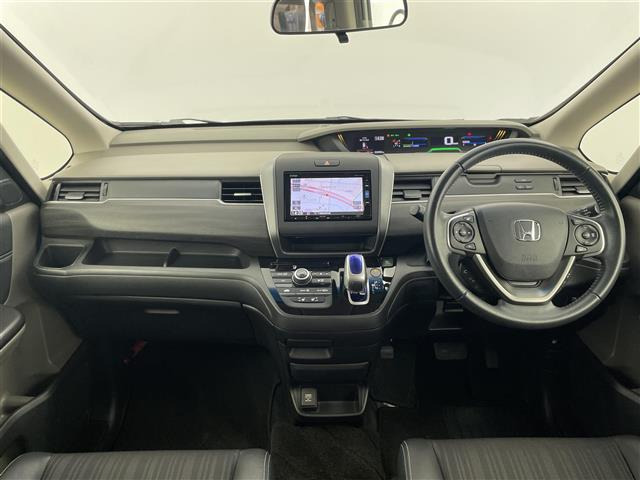 フリード1.5 ハイブリッド EX