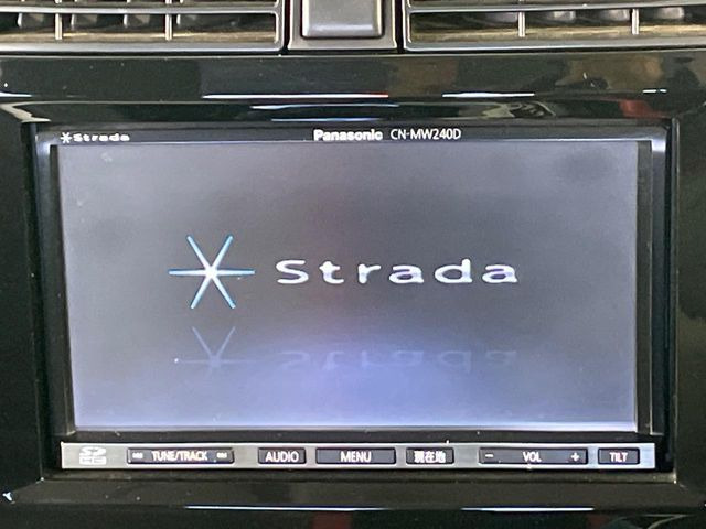 �y�t���Z�OTV�t�i�r�Q�[�V�����z�g���₷���i�r�ŖړI�n�܂ł�������ē����Ă���܂��B�e��I�[�f�B�I�Đ��@�\���[�����Ă���A���Ԃ̉^�]������Ɋy�����Ȃ�܂�!!