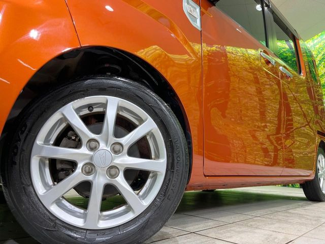 �y����14�C���`�A���~�z�C�[���z�O�ςɃ}�b�`���������A���~�z�C�[���𑕒����Ă���܂��B�e��ЊO�A���~�z�C�[����A�X�^�b�h���X�^�C�����戵�����Ă���܂��B���񂲑��k����������