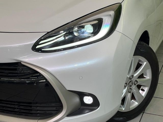 �yLED�w�b�h���C�g�z���V����ԑ��s�����ǍD�Ȏ��E���m�ۂ����S���ĉ^�]�ł��鍂�P�xLED�w�b�h���C�g�𑕔�!�_�����x�������A����d�͂��}�����Ă��܂��B