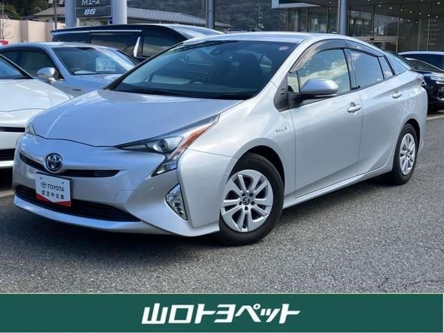 プリウス1.8 S セーフティ プラス