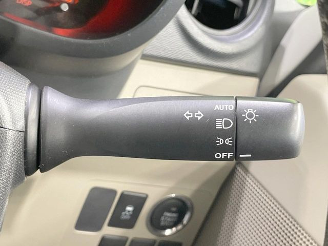 �y�I�[�g���C�g�z����̖��邳�ɉ����Ď����Ńw�b�h���C�g�̓_���E�������ł���@�\�ł�!���C�g�̕t���Y��E�����Y��Ȃǂ������Ȃ�A�J�̓���[���̑��s�����S!�g���l���ʉߎ����֗��ł��ˁ�