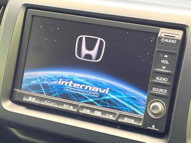 �y�����i�r�z�l�C�̏����i�r�𑕔����Ă���܂��B�i�r�̎g���₷���͂������A�I�[�f�B�I�@�\���[��!�L�����v�◷�s�͂������A�ʋ΂┃�����ȂǕ��i�̃h���C�u���y�����Ȃ�͂���