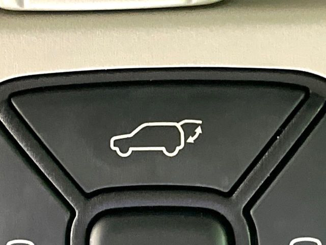 �y�p���[�o�b�N�h�A�z�X�}�[�g�L�[��^�]�Ȃ̃{�^�������������Ń��A�Q�[�g�������ŊJ���܂�!�ו��������Ă��鎞��A�����ʒu�ɂ���o�b�N�h�A��߂�ۂɕ֗��ȋ@�\�ł���