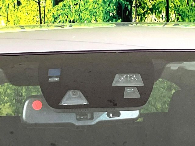 �y�X�}�[�g�V�e�B�u���[�L�T�|�[�g�z�ᑬ���s���ɑO���̎ԗ�����F�����A�Փ˂������Ȏ��͌x��ƃu���[�L�ŏՓˉ���Ɣ�Q�y�����A�V�X�g�B�����S�Ƀh���C�u�����y���݂��������܂��B