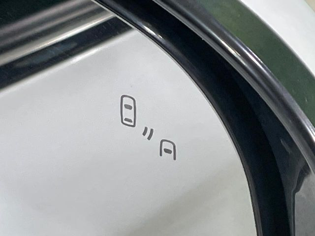 �y�u���C���h�X�|�b�g���[�j���O�z���s���A�h�A�~���[�̎��p�ɂȂ�₷���ӏ��Ɍ㑱�Ԃ��ڋ߂���ƃT�C�h�~���[�t�߂Ɍx����\���A�h���C�o�[�ɒ��ӊ��N�����Ă���܂��B