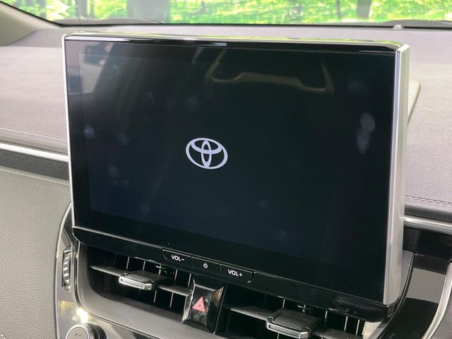 �y10.5�C���` �f�B�X�v���C�I�[�f�B�I�z���ʂ̃f�B�X�v���C��AppleCarPlay��AndroidAuto�����p�\�B�傫�ȉ�ʂŃX�}�z�i�r�A�v���������p���������܂���