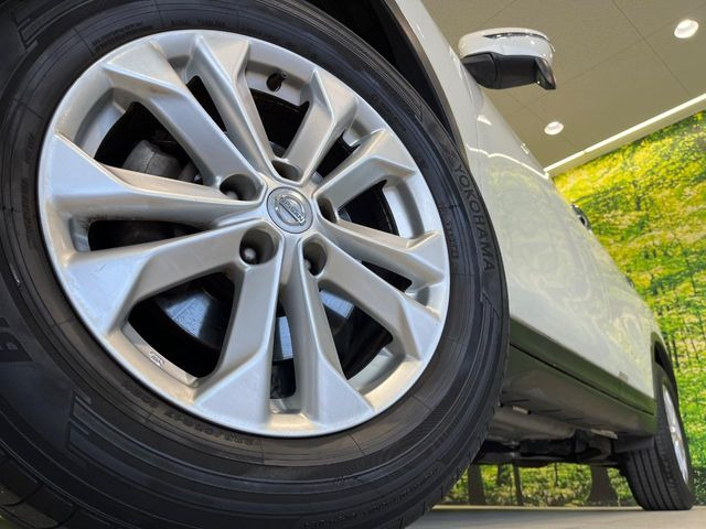 �y����17�C���`�A���~�z�C�[���z�O�ςɃ}�b�`���������A���~�z�C�[���𑕒����Ă���܂��B�e��ЊO�A���~�z�C�[����A�X�^�b�h���X�^�C�����戵�����Ă���܂��B���񂲑��k����������