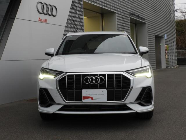 Q335 TFSI Sライン