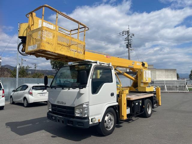 エルフ高所作業車