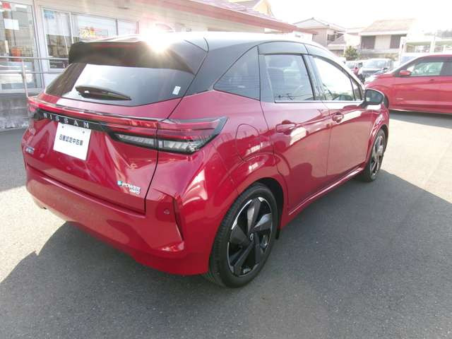 ノートオーラ1.2 G FOUR レザーエディション 4WD