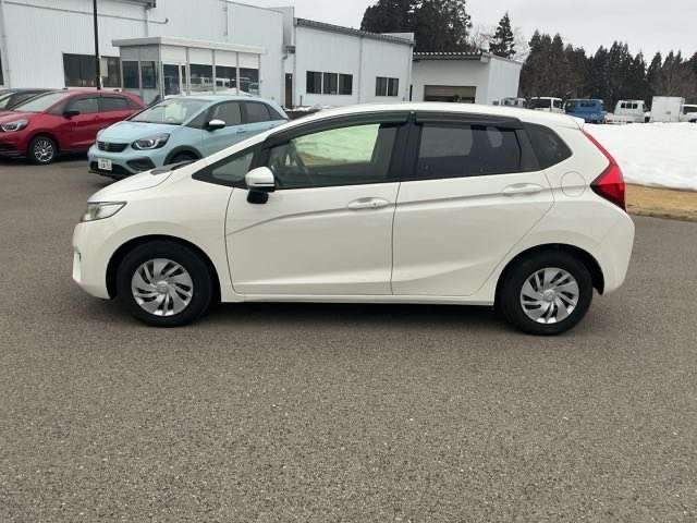 フィット1.3 13G Fパッケージ