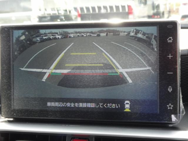 ���p�m���~�b�N�r���[���j�^�[���ԗ����ォ�猩���悤�ȉf�����f�B�X�v���C�I�[�f�B�I�ɕ\���B�^�]�Ȃ���ڎ������ł͌��ɂ����ԗ����ӂ̏󋵂����A���^�C���ł�������m�F�ł��܂�!